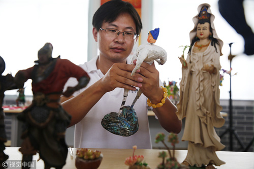 Xu Xingtao: inheritor of Ningyang dough figurines