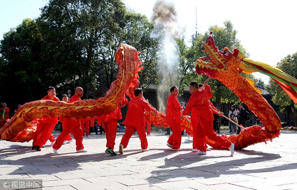 Cultural expo dazzles Taierzhuang ancient town