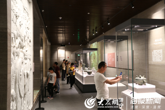Confucius Museum attracts hordes of visitors