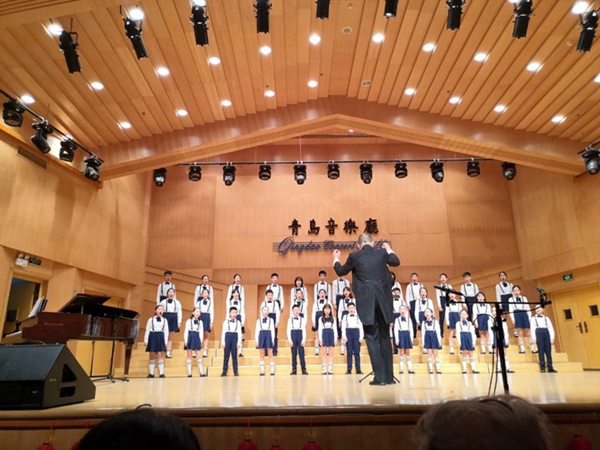 Qingdao concert celebrates new China's 70th anniversary