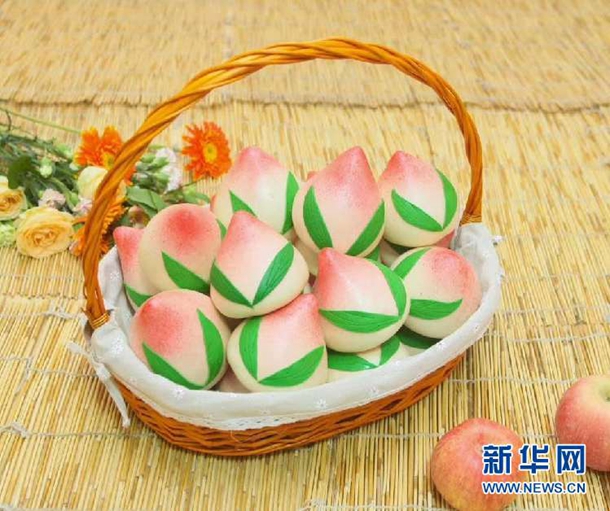 Qingdao's authentic ICH food: Laoshan dough modeling