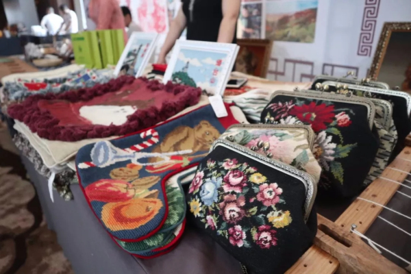Yantai ICH items impress foreign visitors