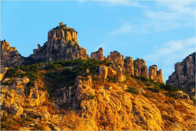 Picturesque Tiangu Mountain in winter