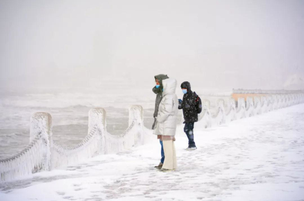 Heavy snow hits Yantai