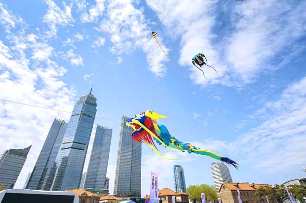 Yantai kite cultural festival enchants visitors