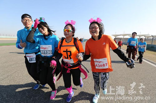 Jiading hosts running race to embrace New Year
