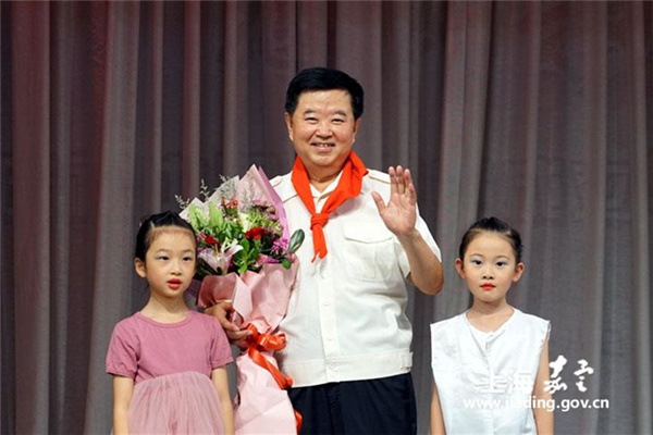 Jiading celebrates 92nd founding anniversary of PLA on campus