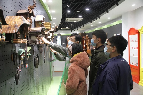 Teens to explore mystery of 'time' at Jiading's museum