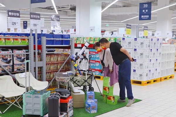 Jiading's first Carrefour Club store opens