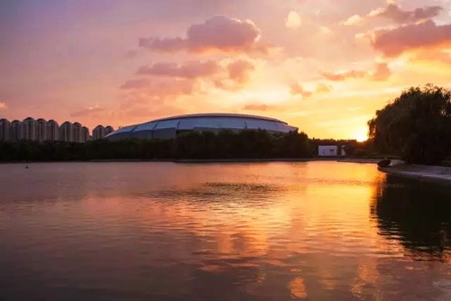 Scenic spots populate metro line