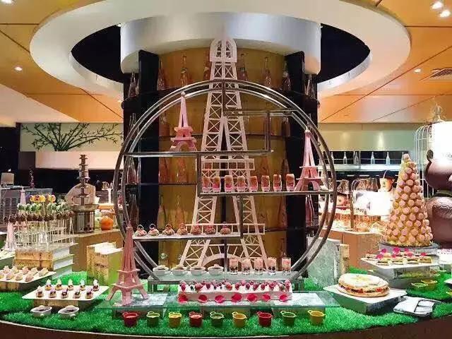 Sofitel French Brunch