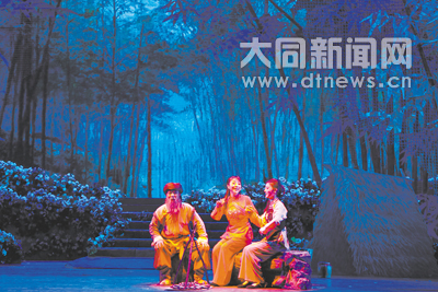 Datong opera lights up the Shanxi night