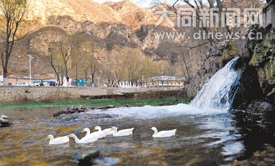 Karst Cave delights Datong people's winter