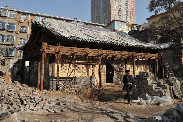 Taiyuan repairing historical buildings