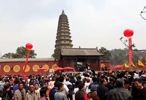 Blessing Tourism Festival kicks off at Guangsheng Temple