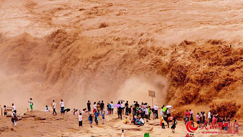 The Yellow River's Hukou Waterfall in summer flood season