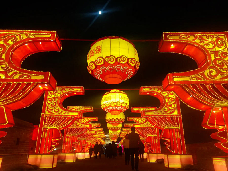 Lantern worth millions light up Shanxi county