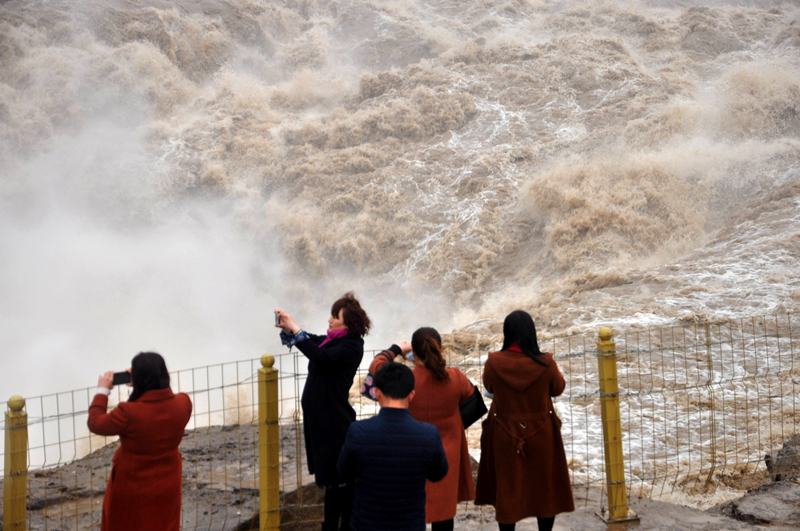 Hukou Waterfall of Yellow River in N China's Shanxi
