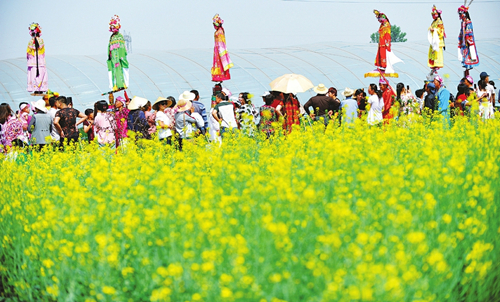 Cole flower festival attracts visitors to rural Shanxi