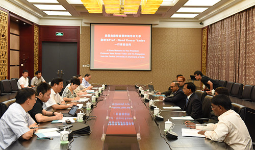 Indian university delegation visits Shanxi University