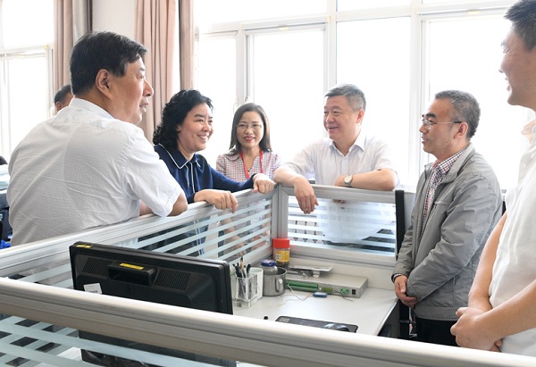 Shanxi department head visits SXU