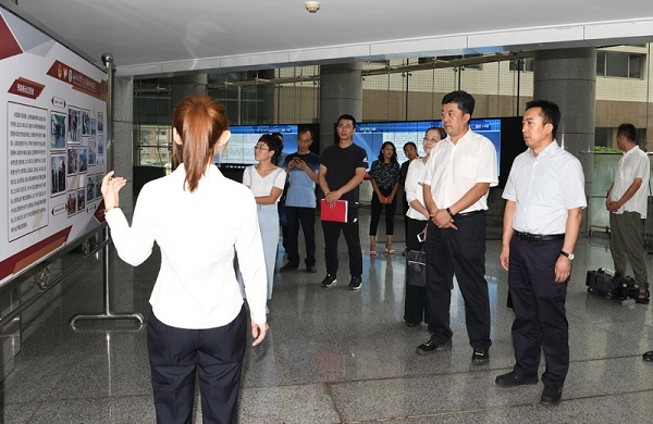 Li Xinchun inspects Shanxi University