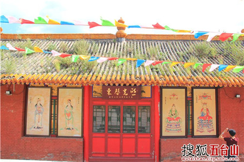 Baohua Temple