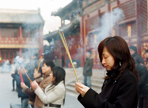 Custom of burning incense at Mount Wutai