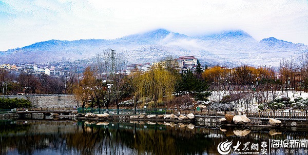 Photos capture snow on Mount Tai