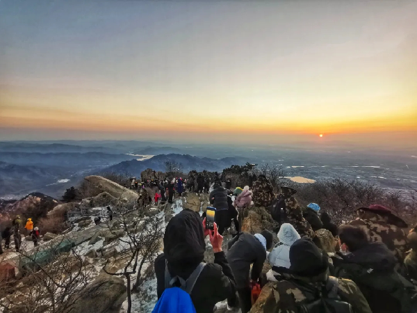 Tai'an sees surge in visitors during Spring Festival holiday