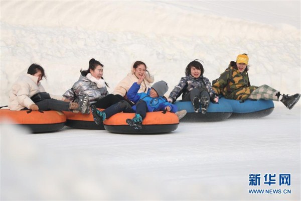 Winter tourist season brings icy fun to Shenyang