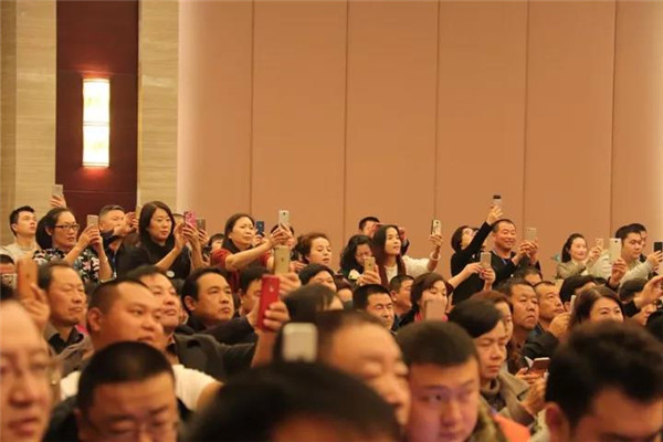 E-commerce sales promote Xinjiang-featured agricultural products