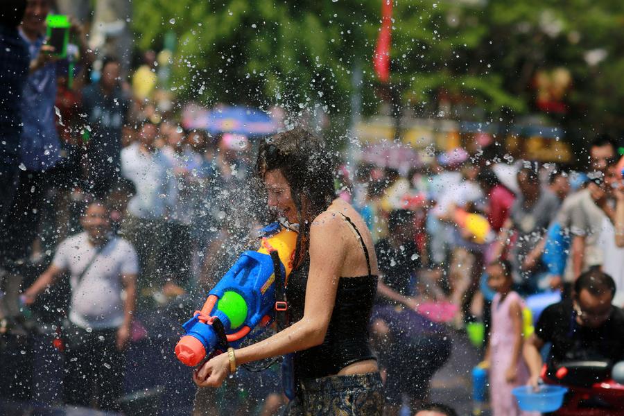 Water-sprinkling festival celebrated by people of Dai ethnic group in SW China