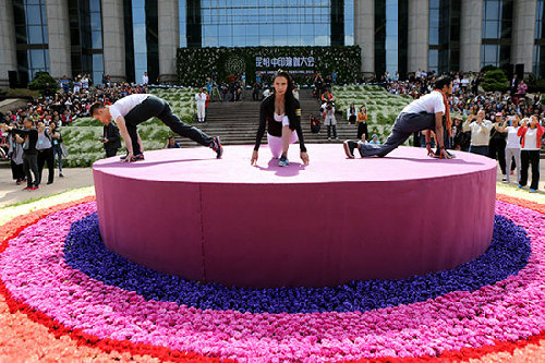 Yogis gather en masse for China and India Yoga Conference