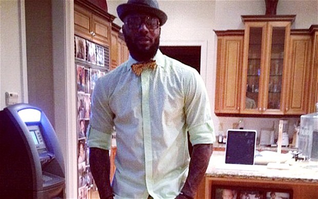 NBA star has ATM in kitchen<BR>家中装ATM'坐拥'万贯(图)