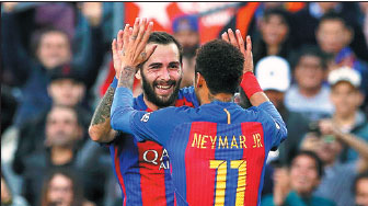 Second-stringers shine, but Barca counts the cost