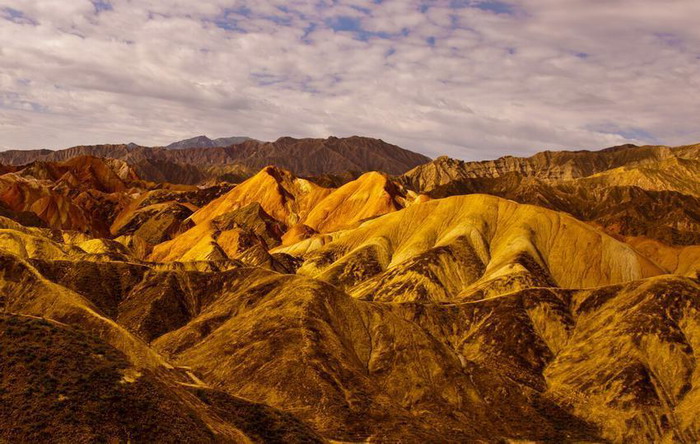 Zhangye, a city base from which to explore Danxia landform