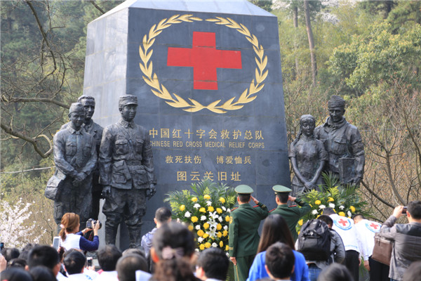 Foreign doctors' selfless wartime help remembered