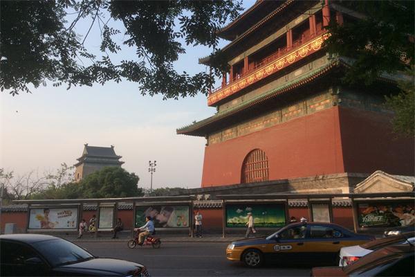 Beijing remains steady for laowai as the seasons change