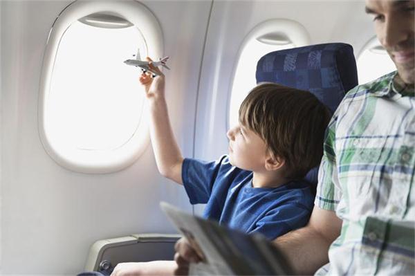 Is it selfish to take a child on a long-haul flight?