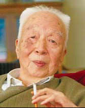 Giant of literature, Yang Xianyi, dies at 94