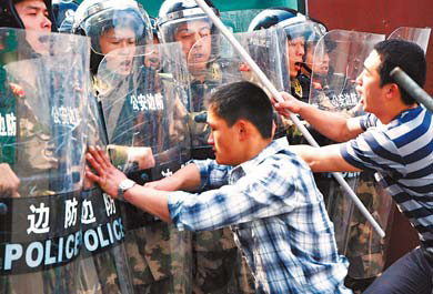 Anti-riot practice for Shanghai Expo