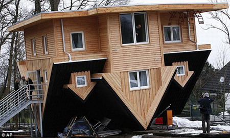 Crazy? Upside-down house in Germany
