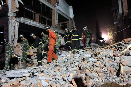 10 killed in building collapse in E China