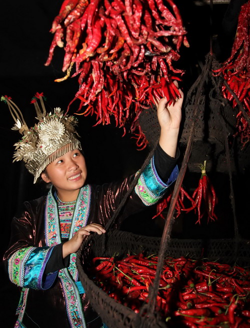 Red pepper competition in ethnic Miao village