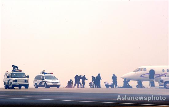 Beijing airport conducts anti-hijack drill