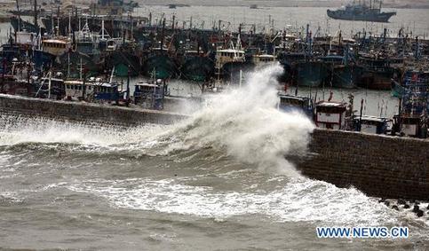 Typhoon Megi lands at E China's Fujian