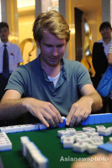 Expats compete at mahjong tables