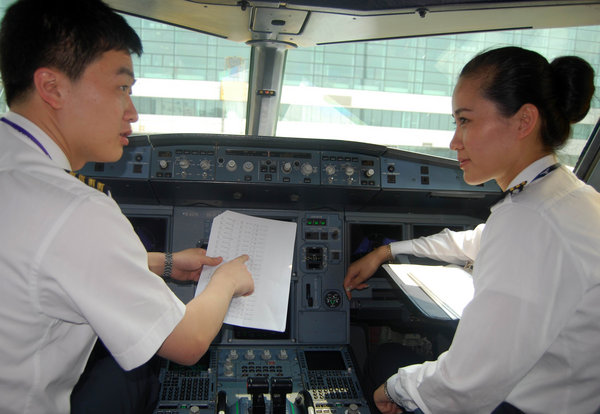 First female pilot flies NE China skies