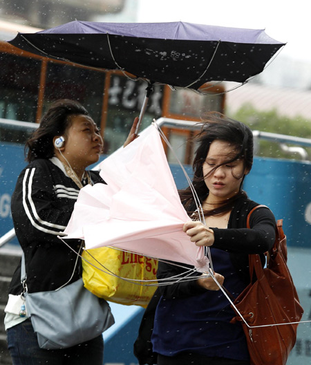 Typhoon Nanmadol hits Taiwan